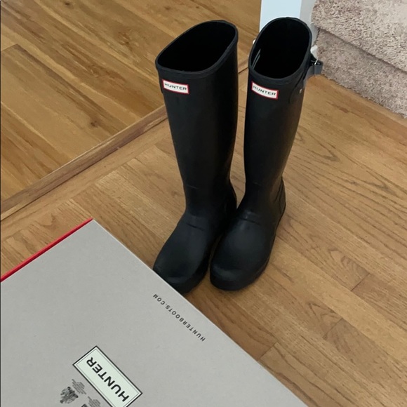 Hunter Shoes - Black Hunter Rain Boots Size 8